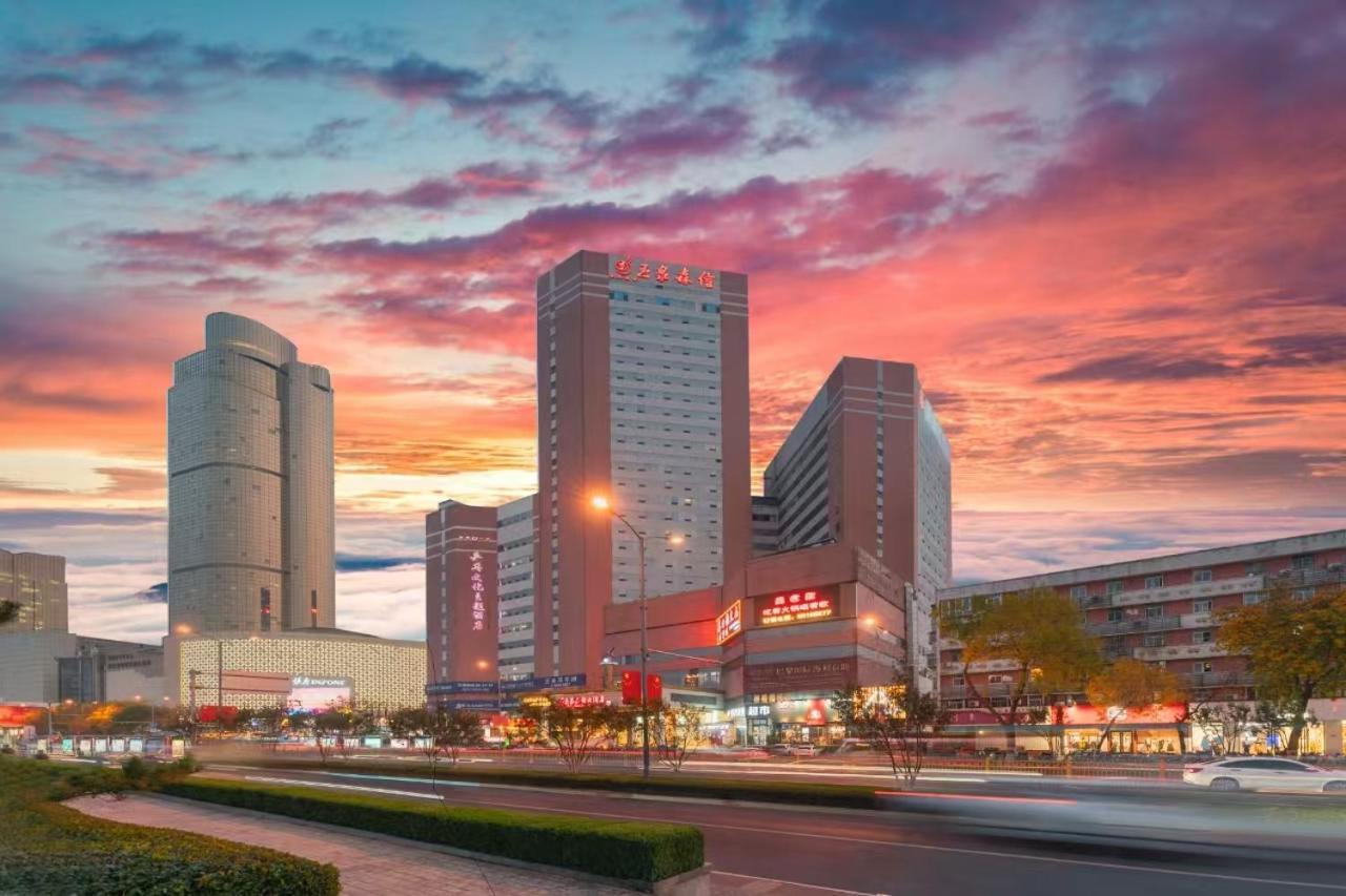 Jinan Yuquan Simpson Hotel Esterno foto