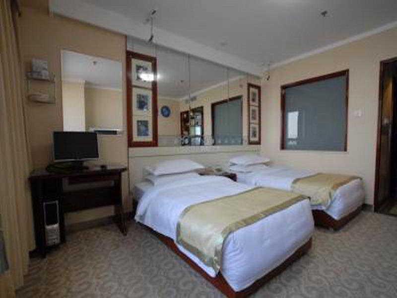 Jinan Yuquan Simpson Hotel Esterno foto